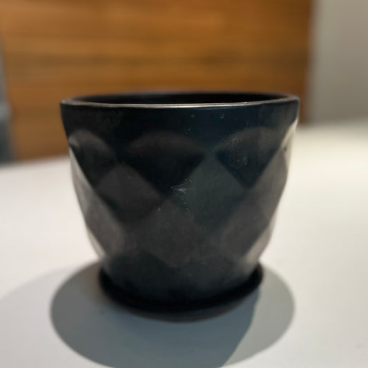 Black Diamond Circle Planters